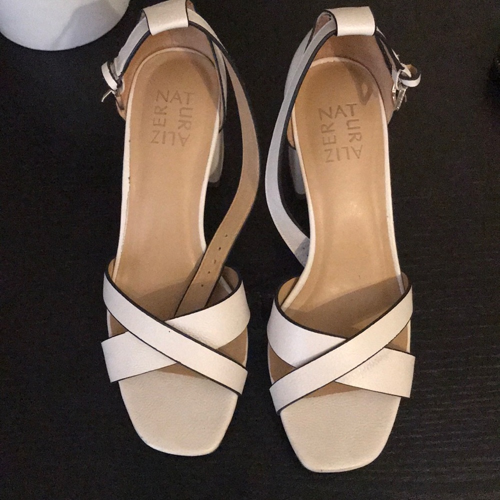 Sandles / heels